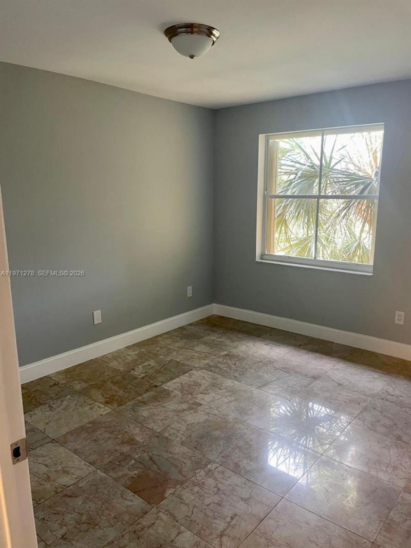 165 NW 96th Ter, Unit 3-308, Pembroke Pines, FL 33024 Photo