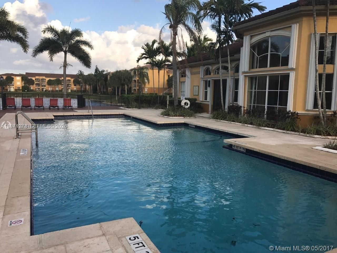 165 NW 96th Ter, Unit 3-308, Pembroke Pines, FL 33024 Photo