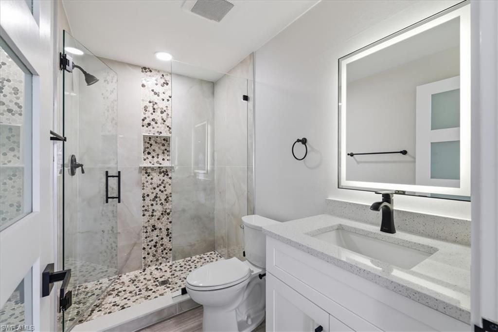 137 Dow Ln, North Fort Myers, FL 33917 Photo