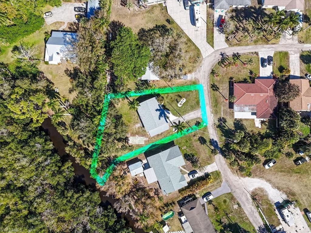 137 Dow Ln, North Fort Myers, FL 33917 Photo