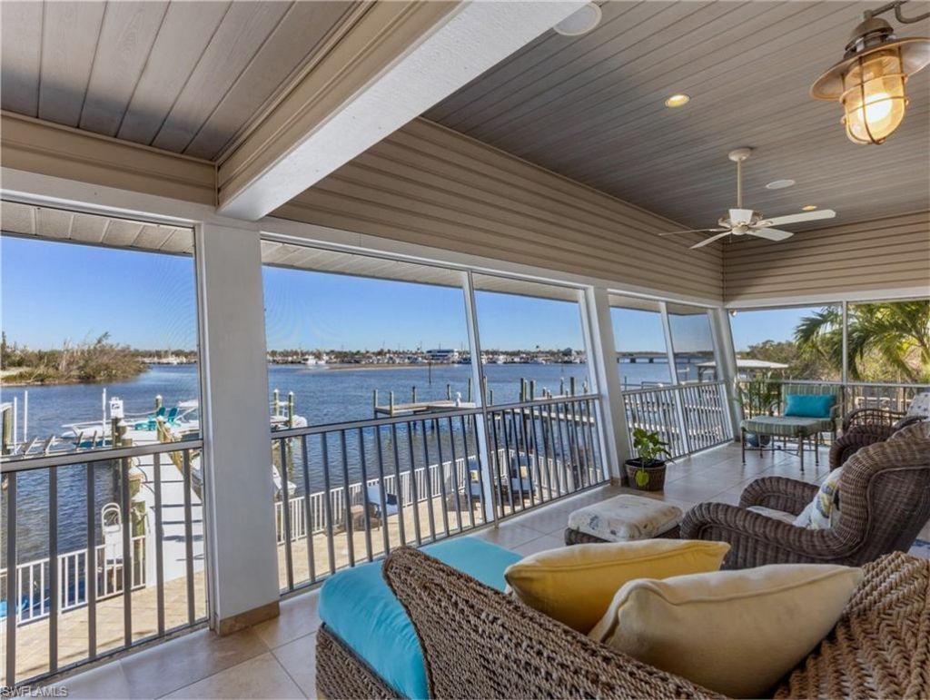 921 Prescott St, Fort Myers Beach, FL 33931 Photo
