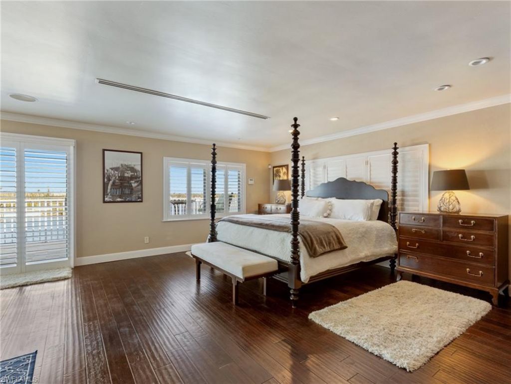 921 Prescott St, Fort Myers Beach, FL 33931 Photo