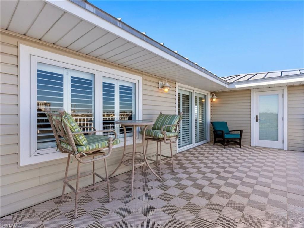921 Prescott St, Fort Myers Beach, FL 33931 Photo