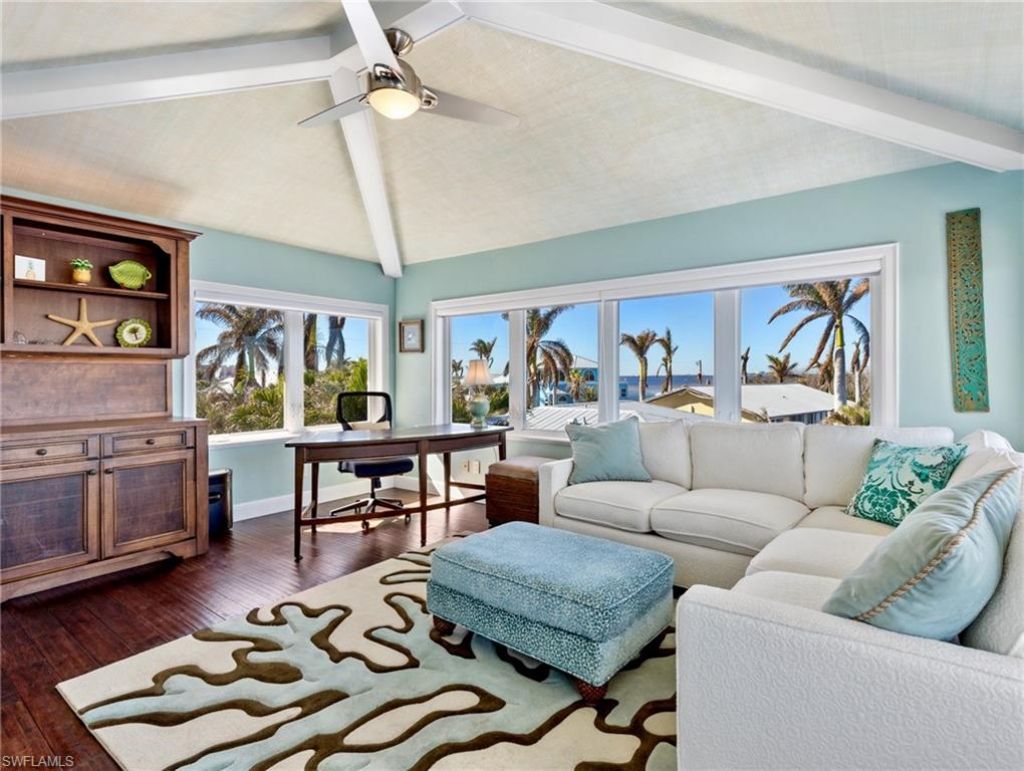 921 Prescott St, Fort Myers Beach, FL 33931 Photo