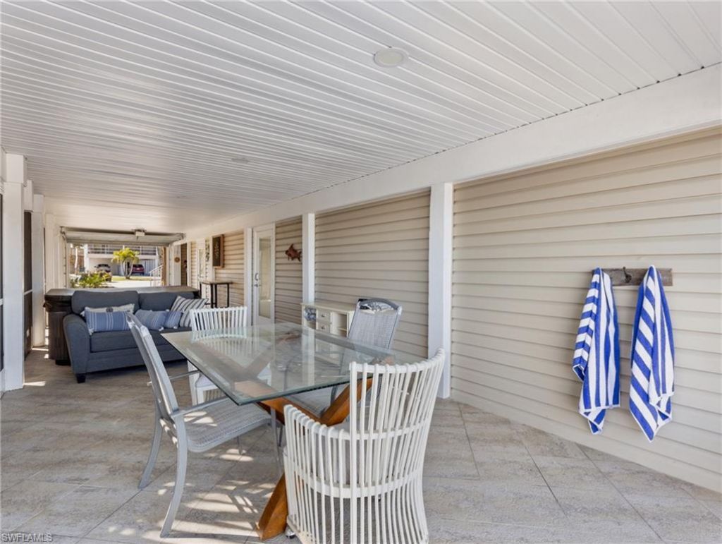921 Prescott St, Fort Myers Beach, FL 33931 Photo