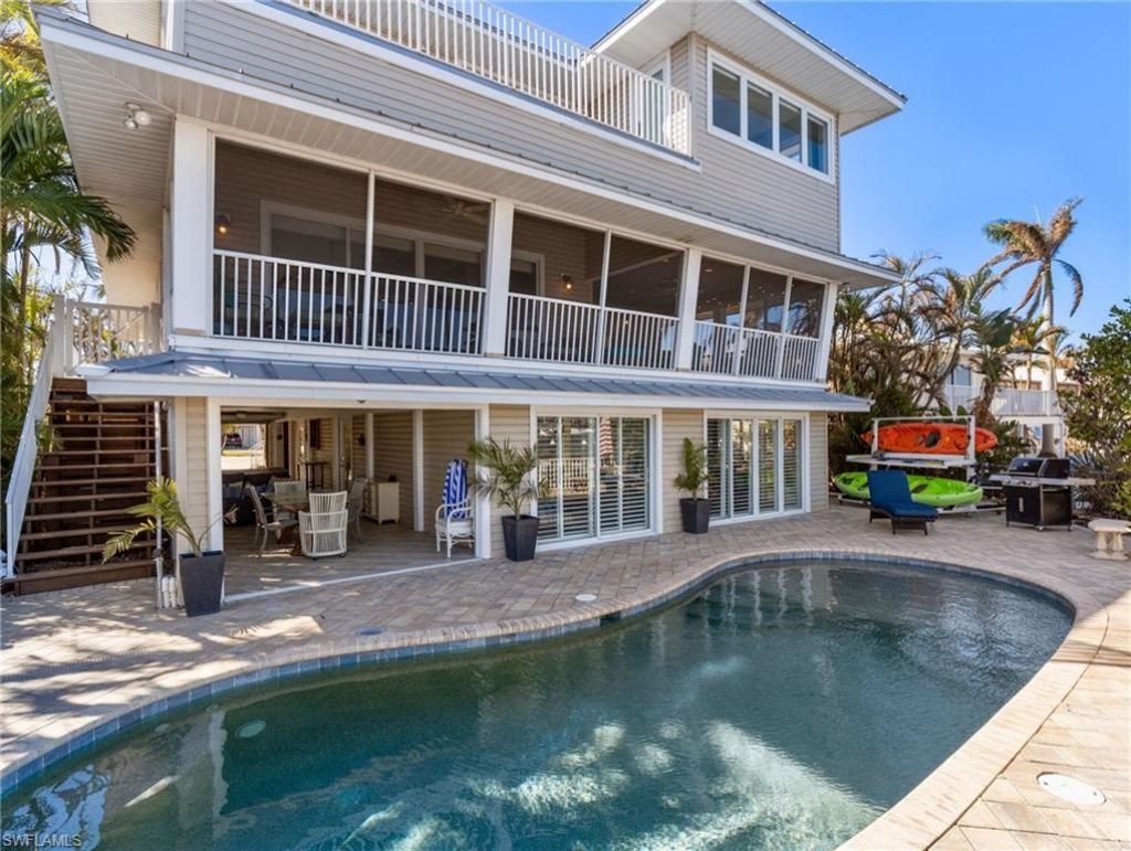 921 Prescott St, Fort Myers Beach, FL 33931 Photo