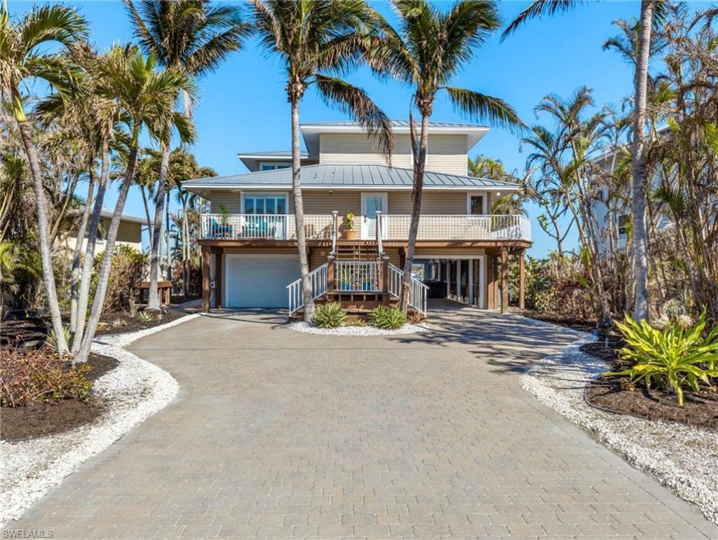 921 Prescott St, Fort Myers Beach, FL 33931 Photo