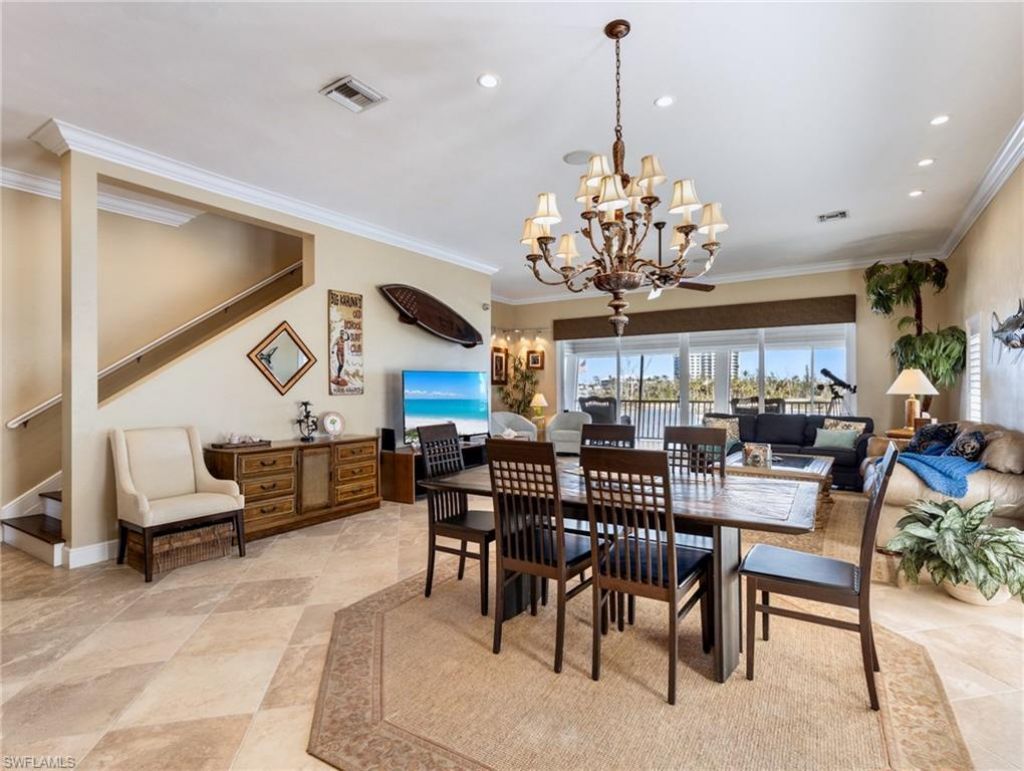 921 Prescott St, Fort Myers Beach, FL 33931 Photo