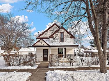 622 11th Avenue N, South Saint Paul, MN 55075