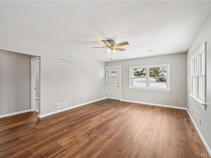 581 Washington Avenue, Urbana, OH 43078 Photo 10