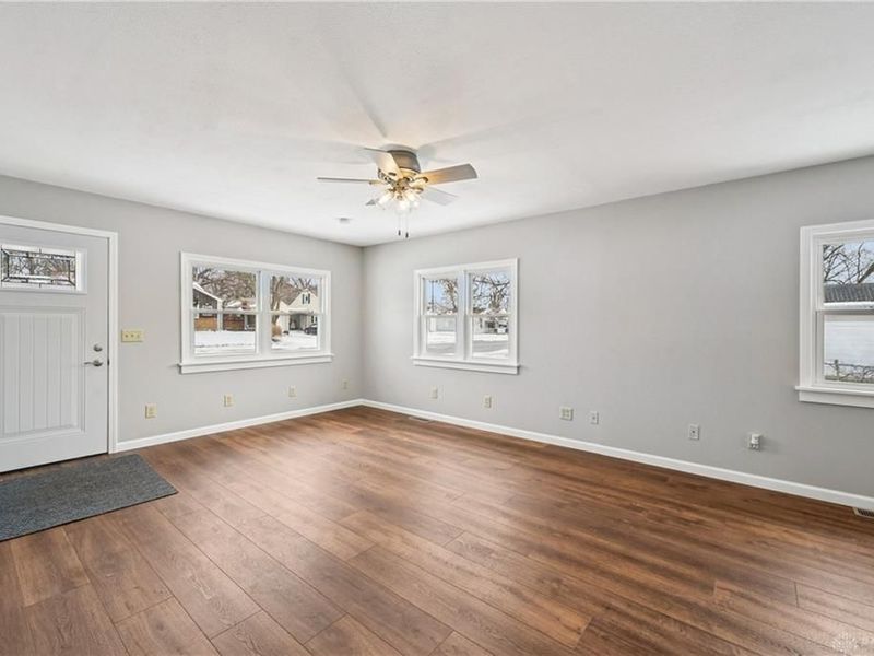 581 Washington Avenue, Urbana, OH 43078 Photo 11