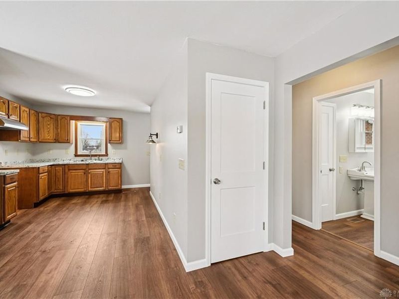 581 Washington Avenue, Urbana, OH 43078 Photo 13