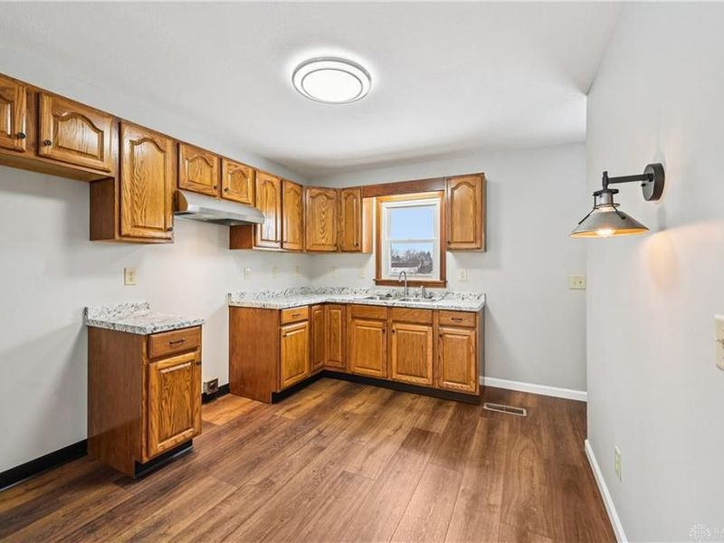 581 Washington Avenue, Urbana, OH 43078 Photo 14