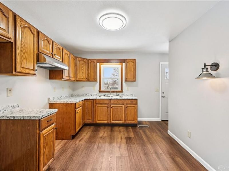 581 Washington Avenue, Urbana, OH 43078 Photo 15