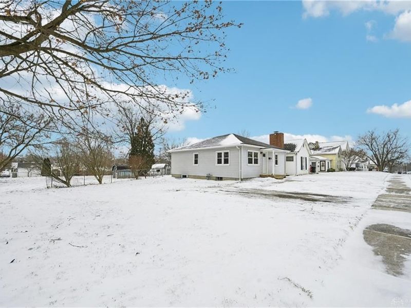 581 Washington Avenue, Urbana, OH 43078 Photo 7