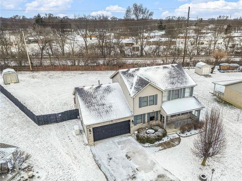 220 Auburn Meadows Court, Carlisle, OH 45005 Photo 2