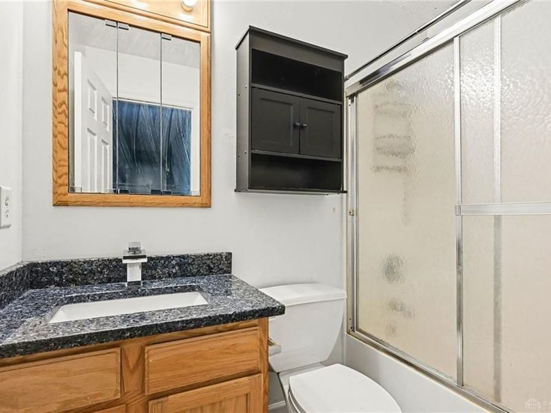 220 Auburn Meadows Court, Carlisle, OH 45005 Photo 20