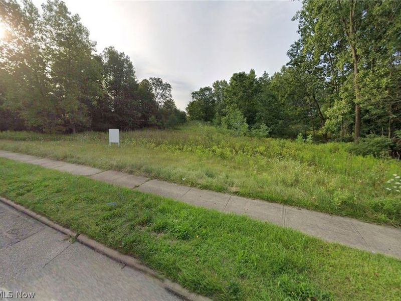 23100 Rockside Road, Bedford, OH 44146 Photo 2