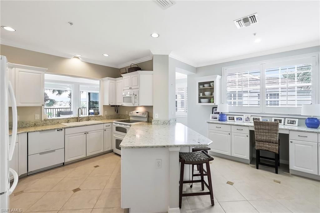 25010 Cypress Hollow Ct, Unit 204, Bonita Springs, FL 34134 Photo