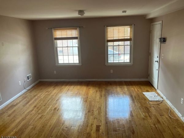 157 Lafayette St, Unit 1, Newark, NJ 07105