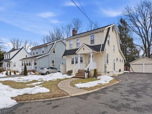 623 Parkview Ave, North Plainfield, NJ 07063