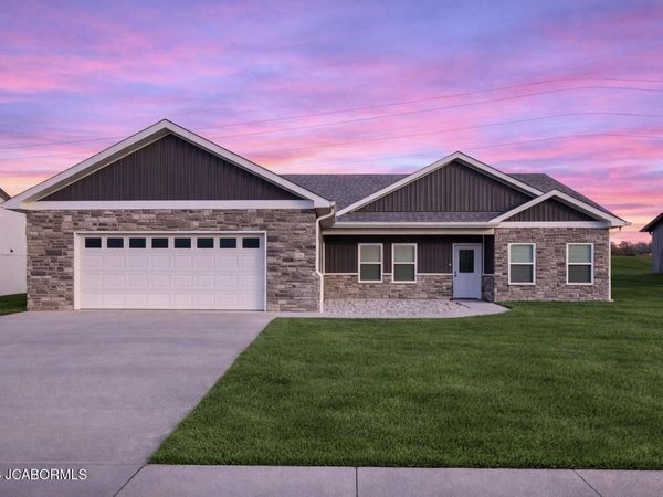 775 VINE DRIVE, Holts Summit, MO 65043
