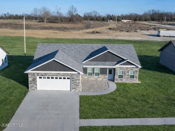 775 VINE DRIVE, Holts Summit, MO 65043