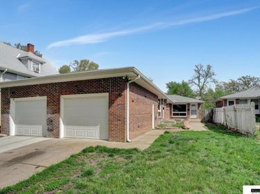 2130 Euclid Avenue, Lincoln, NE 68502