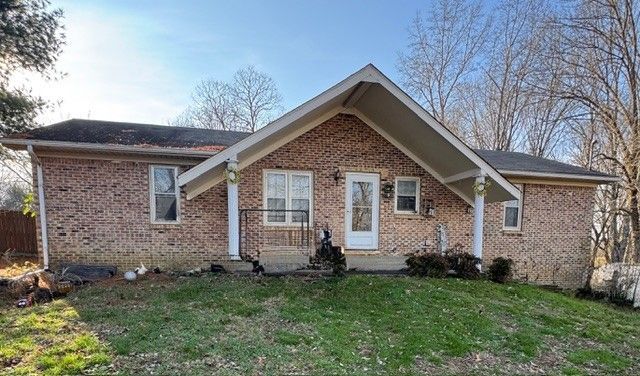 2332 Huckaby Rd, Columbia, TN 38401 Main Photo