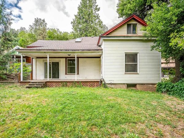 508 N Deanway, Colfax, WA 99111