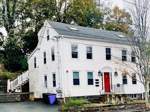 166 Pleasant Street, Unit 1, Marblehead, MA 01945