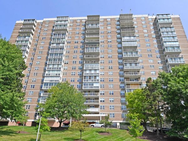 2444 Madison Road, Unit 1106, Cincinnati, OH 45208