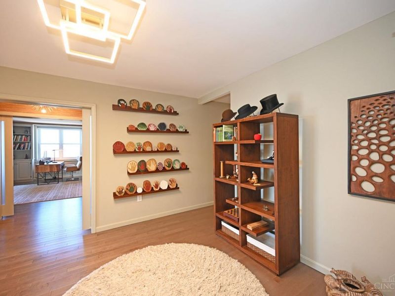 2444 Madison Road, Unit 1106, Cincinnati, OH 45208 Photo 11