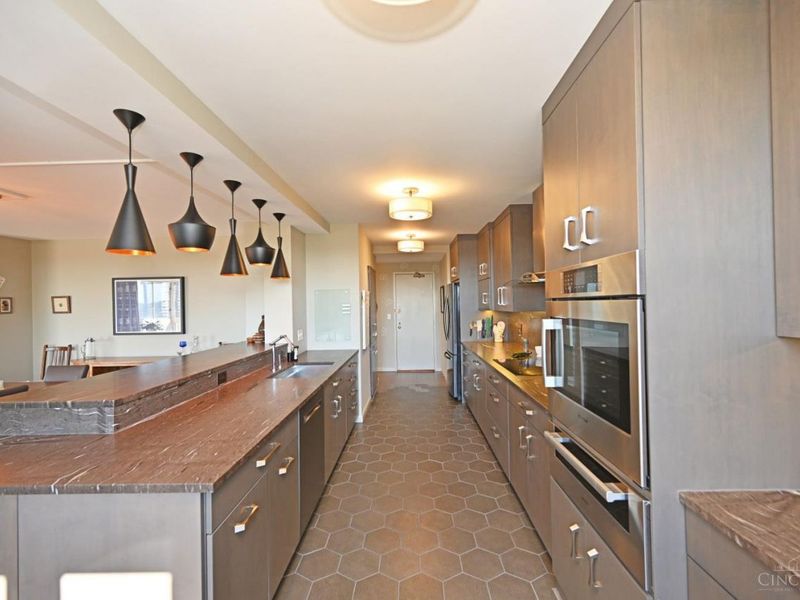 2444 Madison Road, Unit 1106, Cincinnati, OH 45208 Photo 25