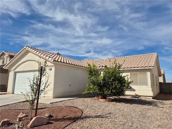 2110 Paterno Avenue, Las Vegas, NV 89123