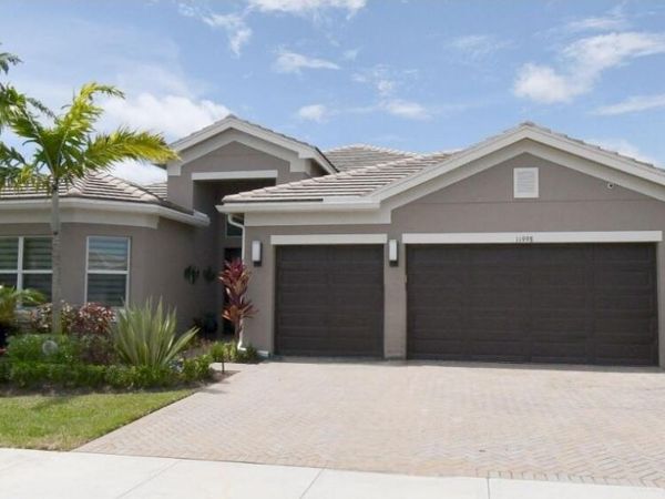 11998 SW Laguna Bay Parkway, Port St. Lucie, FL 34987