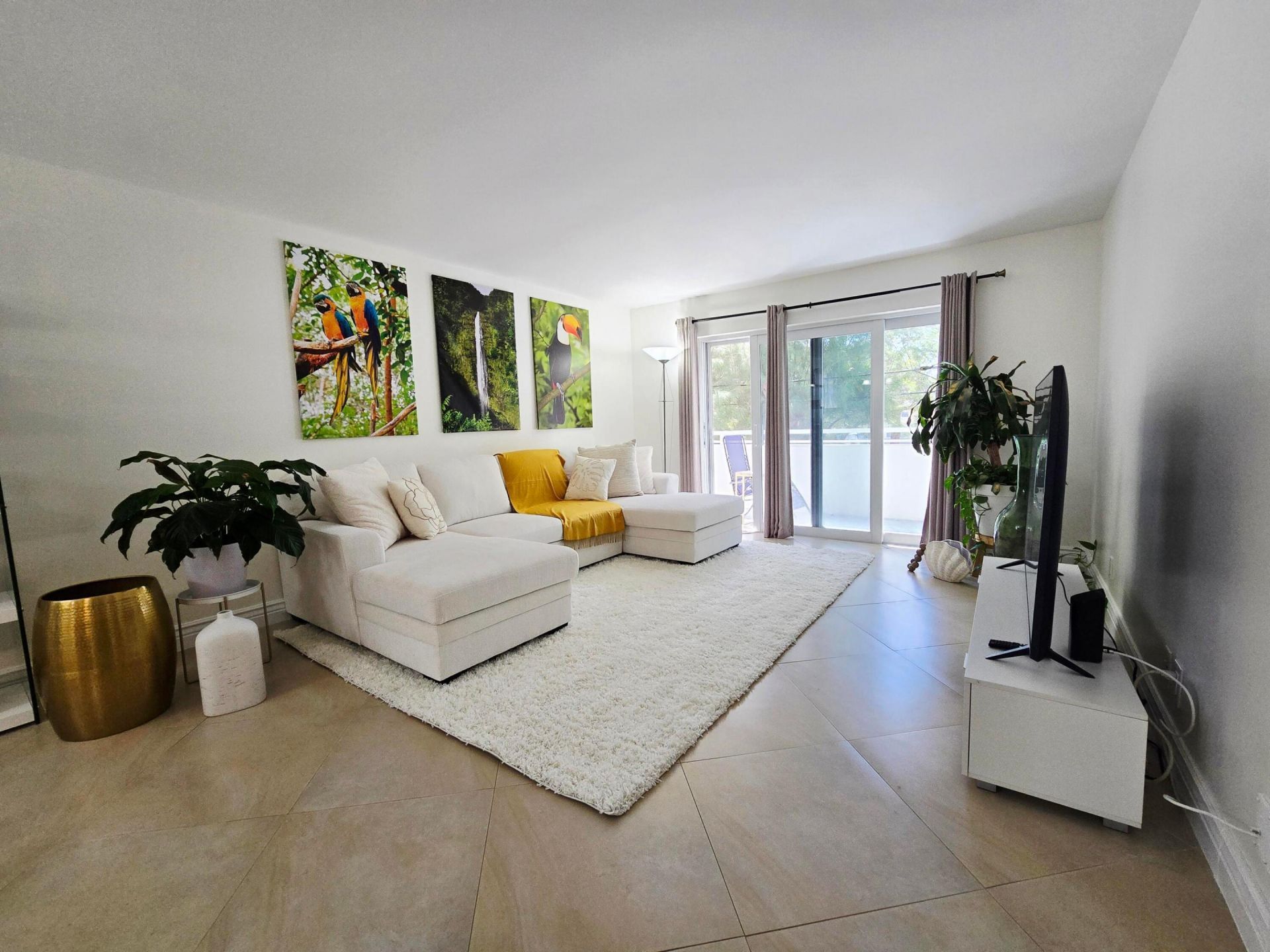 3212 NE 12th Street, Unit 201, Pompano Beach, FL 33062 Photo