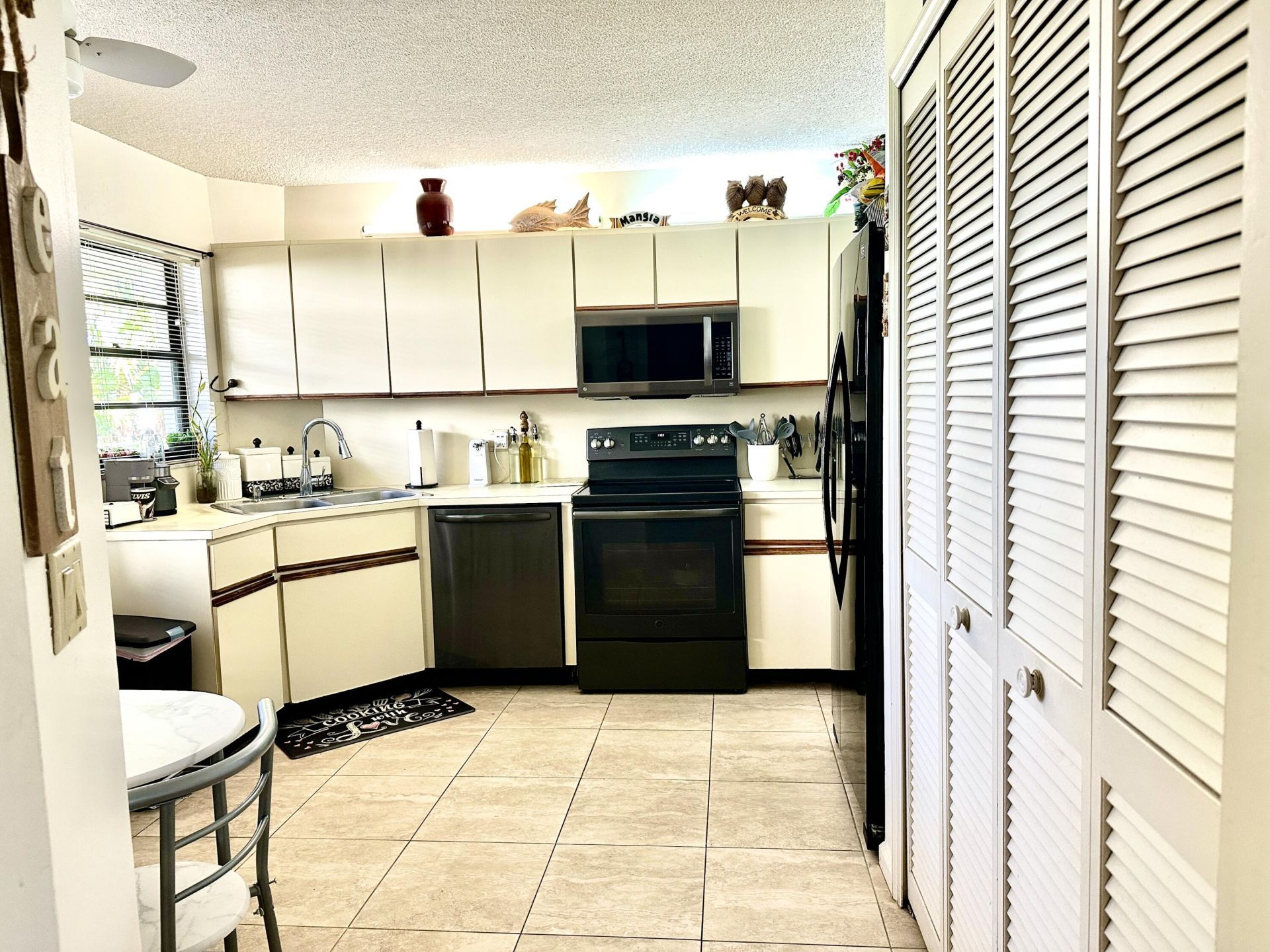 5807 Parkwalk Drive, Boynton Beach, FL 33472 Photo