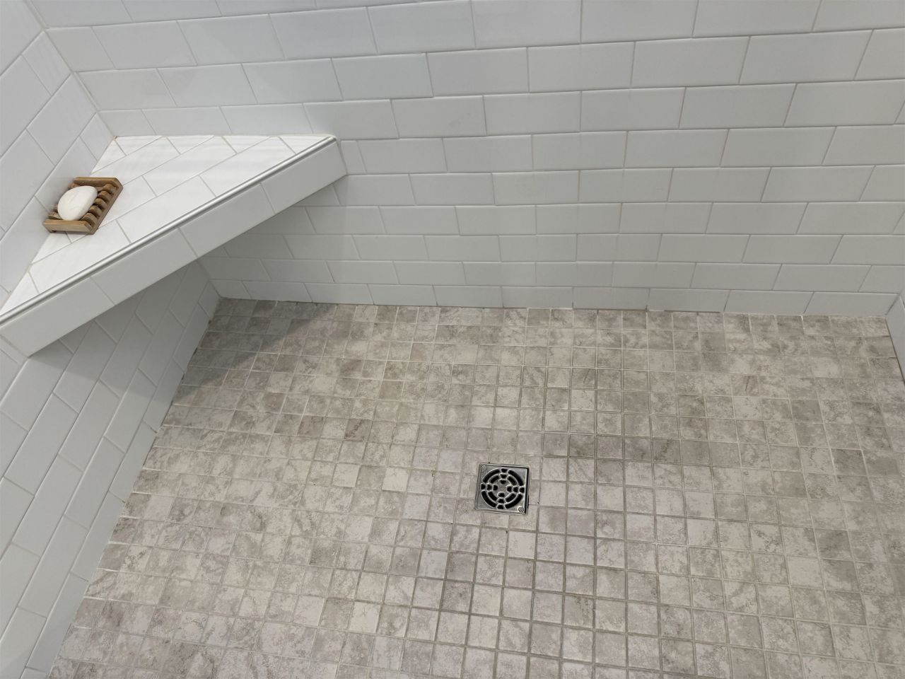 131 Machrie Loop  Photo 23