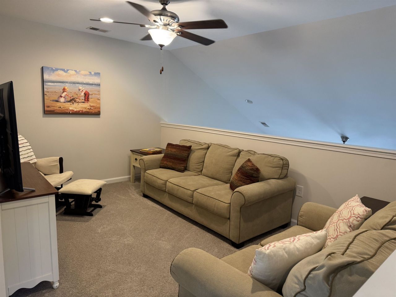 131 Machrie Loop  Photo 29