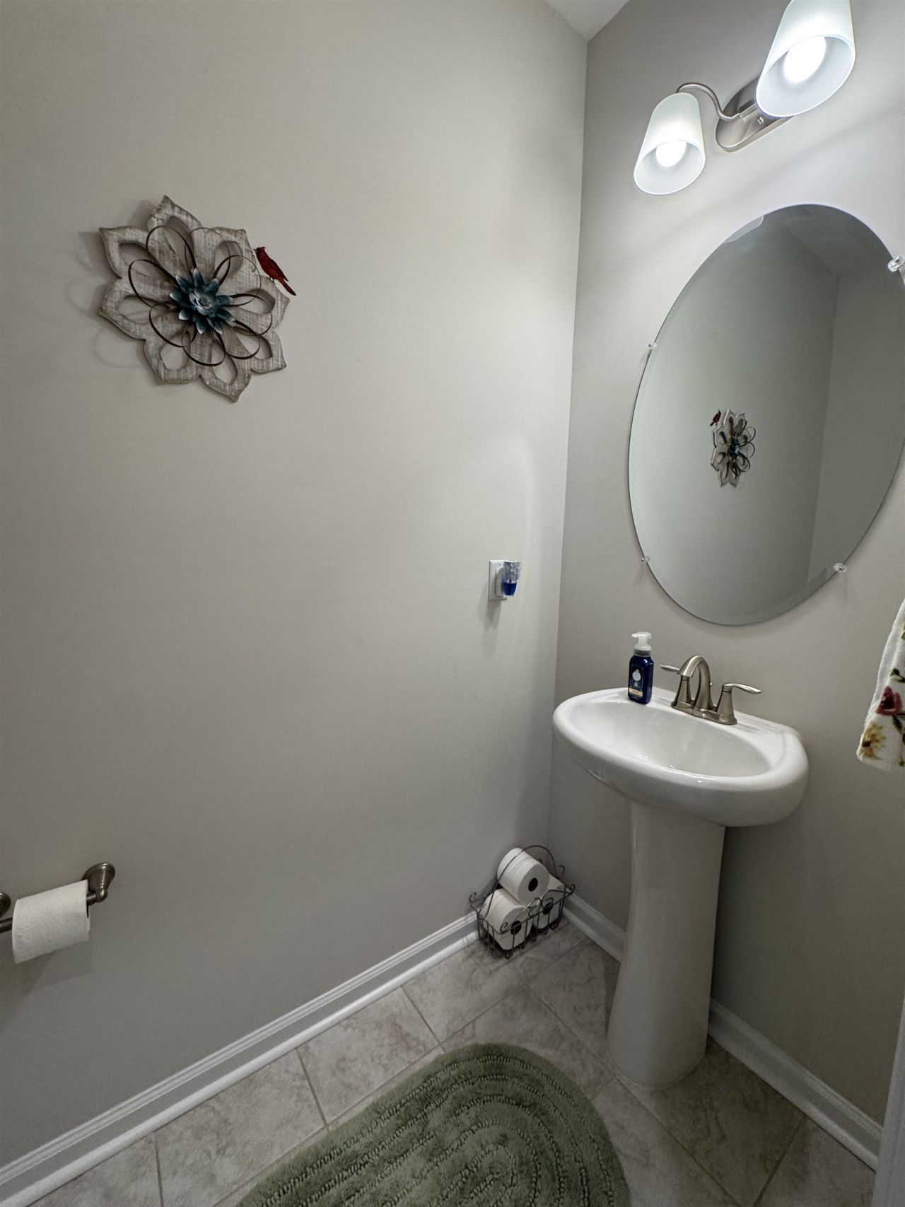 131 Machrie Loop  Photo 38