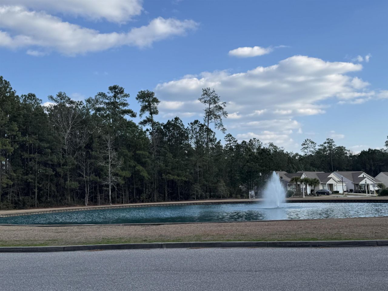 131 Machrie Loop  Photo 40