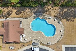 131 Machrie Loop  photo 4