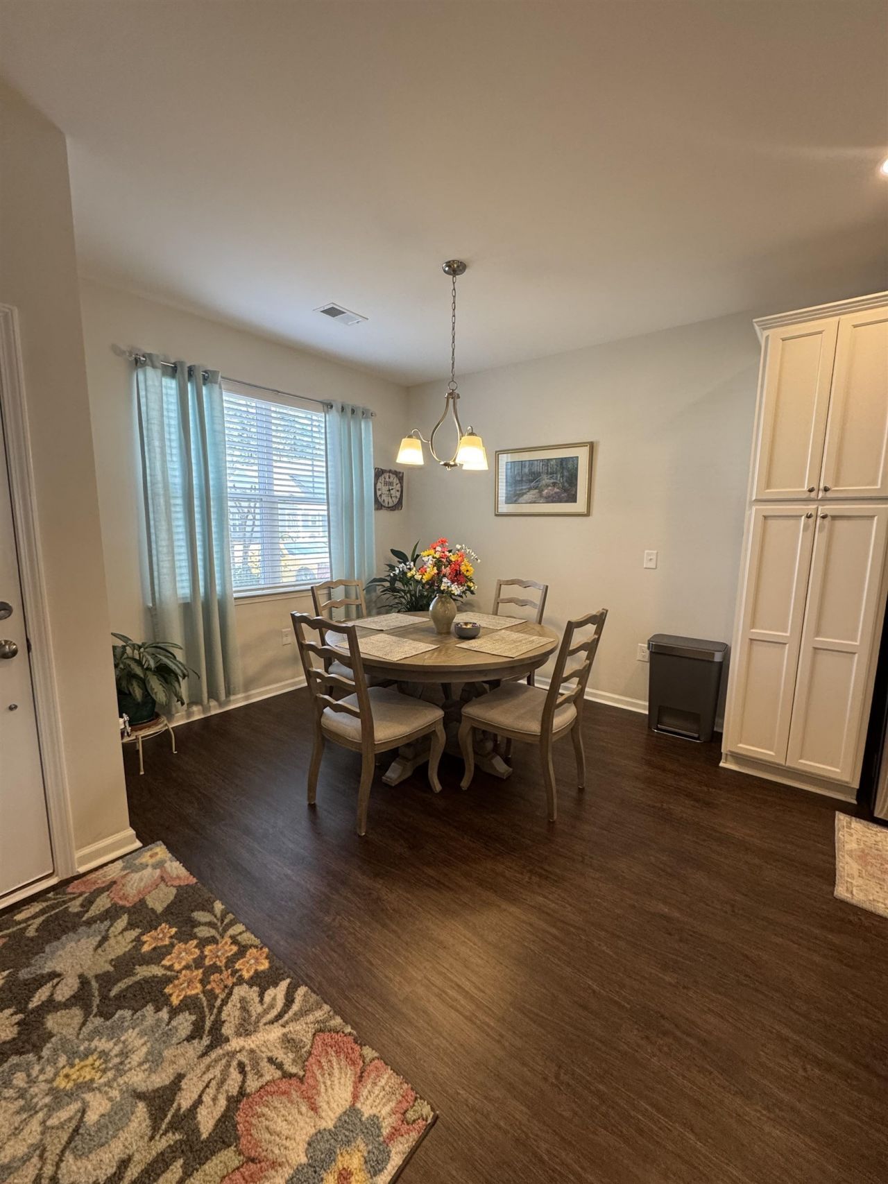 131 Machrie Loop  Photo 7