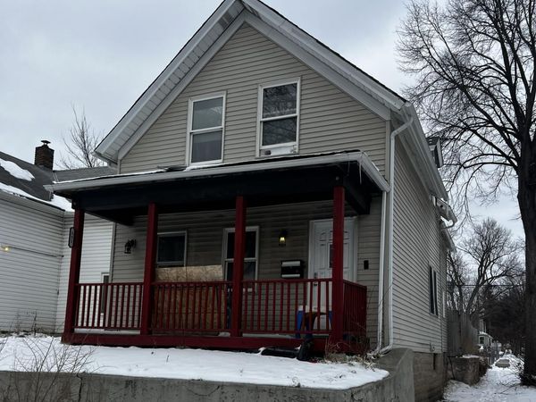 351 Sherburne Avenue, Saint Paul, MN 55103