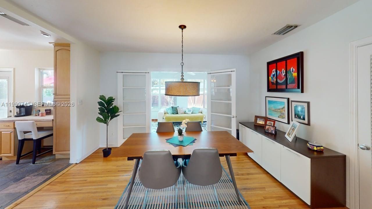 951 NE 116th St, Biscayne Park, FL 33161 Photo