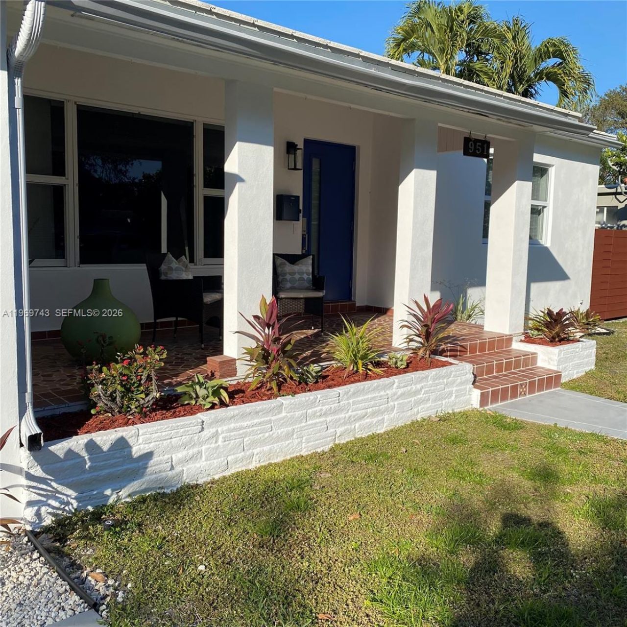 951 NE 116th St, Biscayne Park, FL 33161 Photo