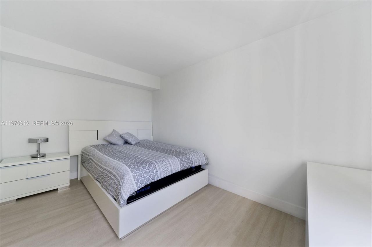 2301 Collins Ave, Unit 338, Miami Beach, FL 33139 Photo