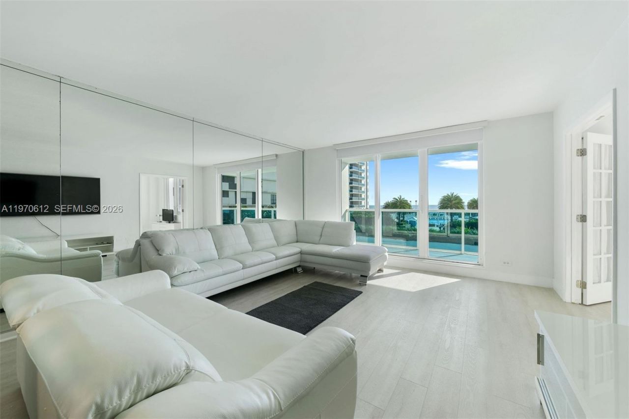 2301 Collins Ave, Unit 338, Miami Beach, FL 33139 Photo