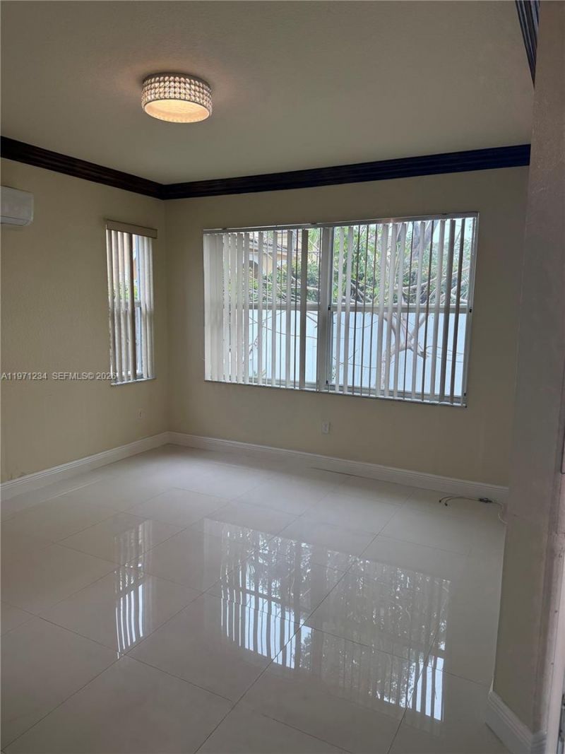 3951 NE 13th Dr, Homestead, FL 33033 Photo